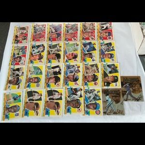 Bundle of Baseball Cards Lot 322